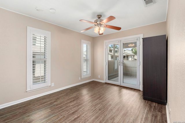 14122 Churchill Estates Blvd Apt 902, San Antonio, TX 78248