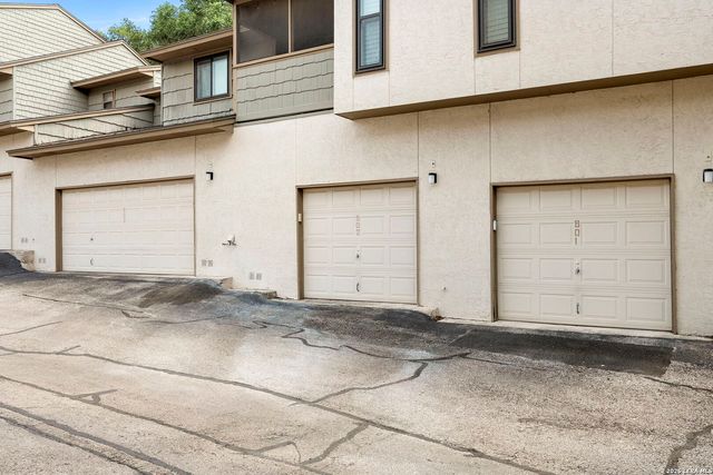 14122 Churchill Estates Blvd Apt 902, San Antonio, TX 78248
