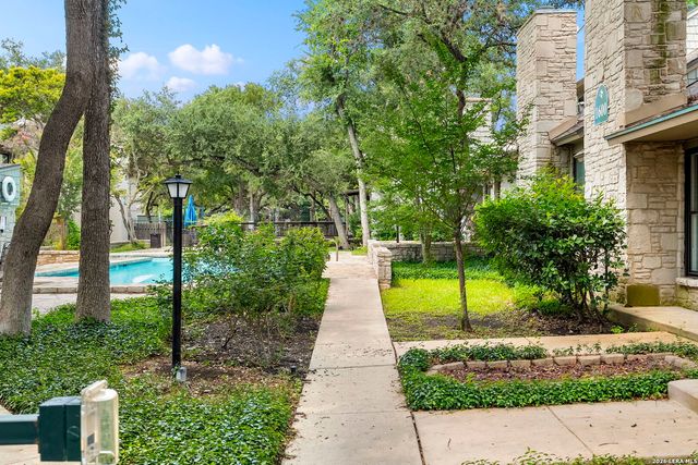 14122 Churchill Estates Blvd Apt 902, San Antonio, TX 78248