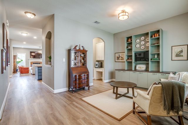 220 Parkview Drive, Aledo, TX 76008