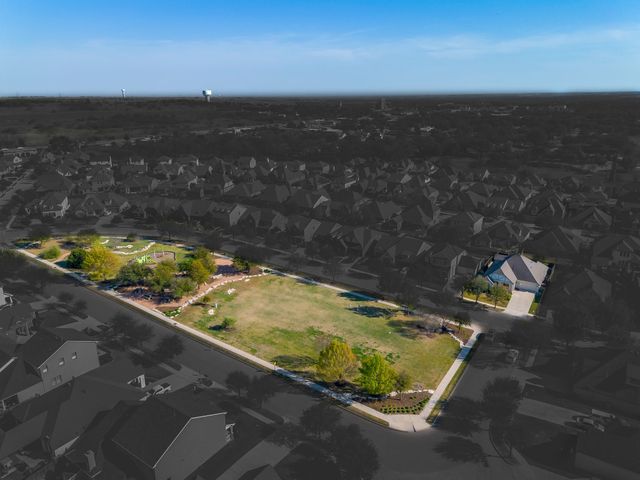 220 Parkview Drive, Aledo, TX 76008