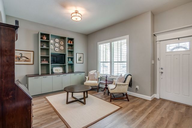 220 Parkview Drive, Aledo, TX 76008