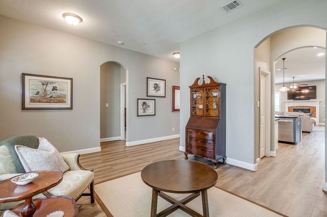 220 Parkview Drive, Aledo, TX 76008