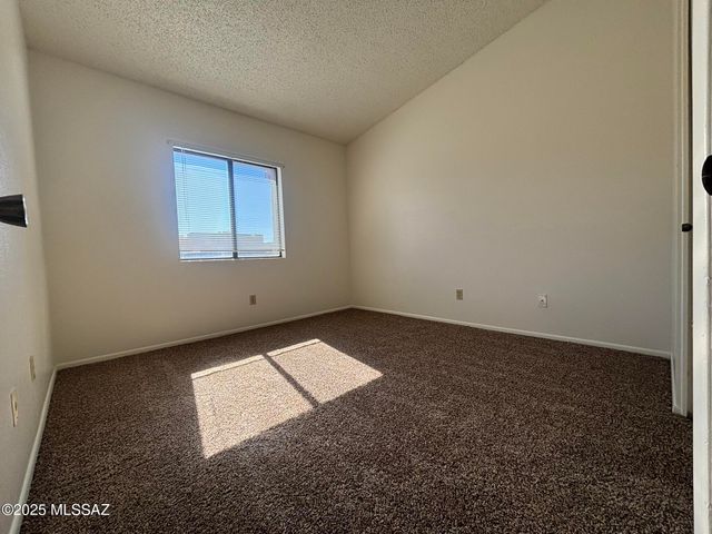 2172 N Pantano Rd Unit 218, Tucson, AZ 85715