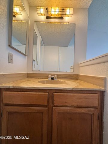 2172 N Pantano Rd Unit 218, Tucson, AZ 85715