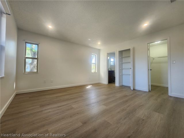 124 Bougainvillea Street NE, Lake Placid, FL 33852