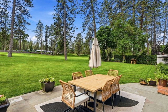 1316 E Club Ct, Spokane, WA 99203