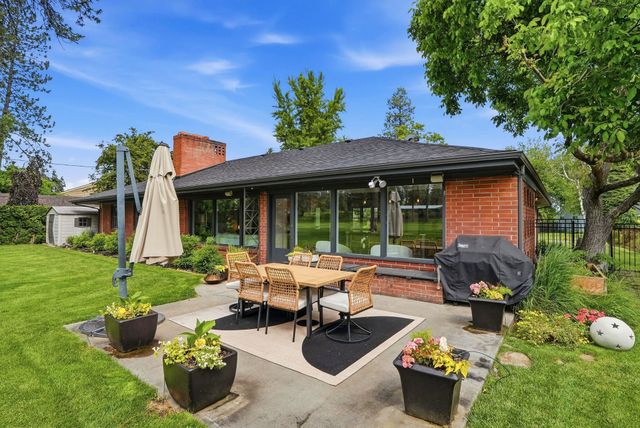 1316 E Club Ct, Spokane, WA 99203