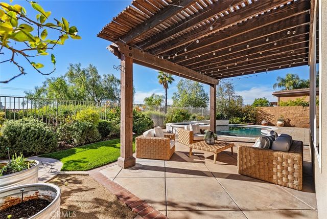 23091 Fairfield, Mission Viejo, CA 92692