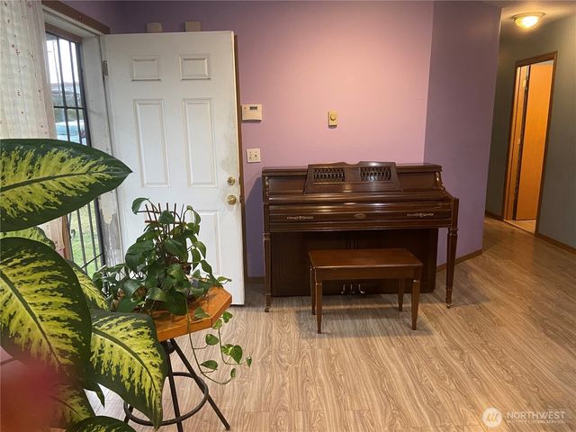 2323 S I Street, Tacoma, WA 98405