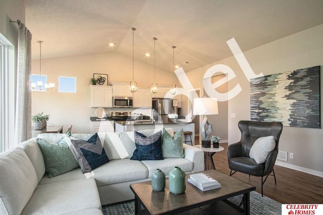 18702 Mary Street, Elkhorn, NE 68022