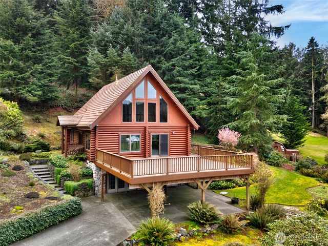 414 Little Acres Drive, Oak Harbor, WA 98277