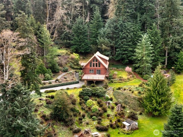 414 Little Acres Drive, Oak Harbor, WA 98277