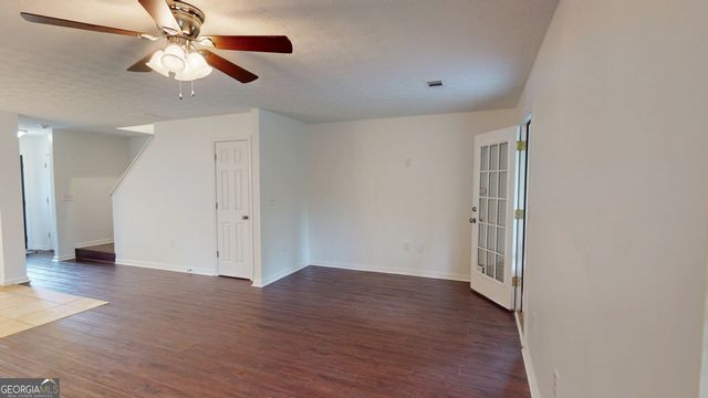 1640 Riverchase Circle NE, Conyers, GA 30013