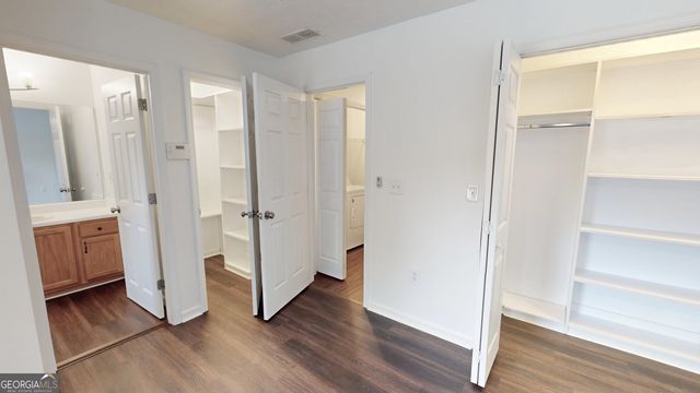 1640 Riverchase Circle NE, Conyers, GA 30013