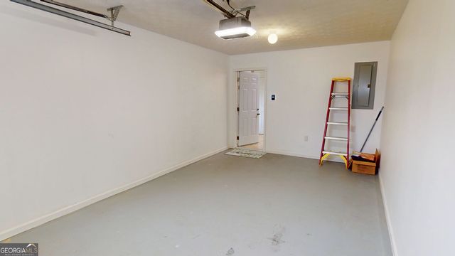 1640 Riverchase Circle NE, Conyers, GA 30013