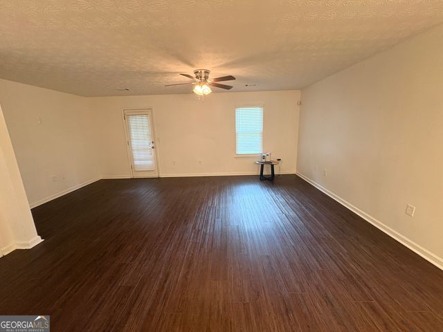 1640 Riverchase Circle NE, Conyers, GA 30013