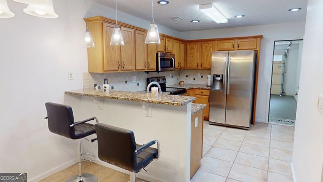 1640 Riverchase Circle NE, Conyers, GA 30013