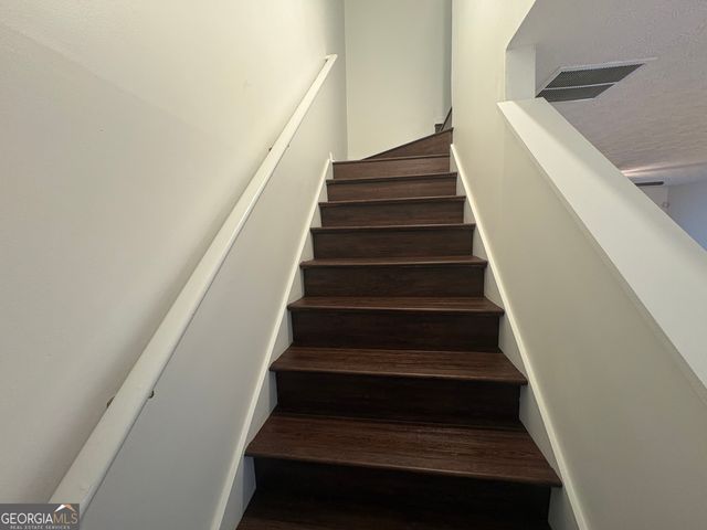 1640 Riverchase Circle NE, Conyers, GA 30013