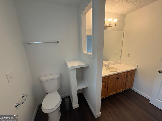 1640 Riverchase Circle NE, Conyers, GA 30013