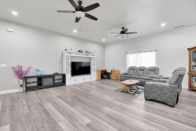 19972 Olympia Road, Madera, CA 93638