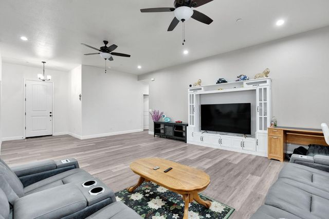 19972 Olympia Road, Madera, CA 93638
