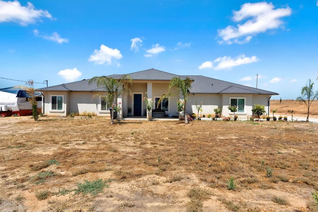 19972 Olympia Road, Madera, CA 93638