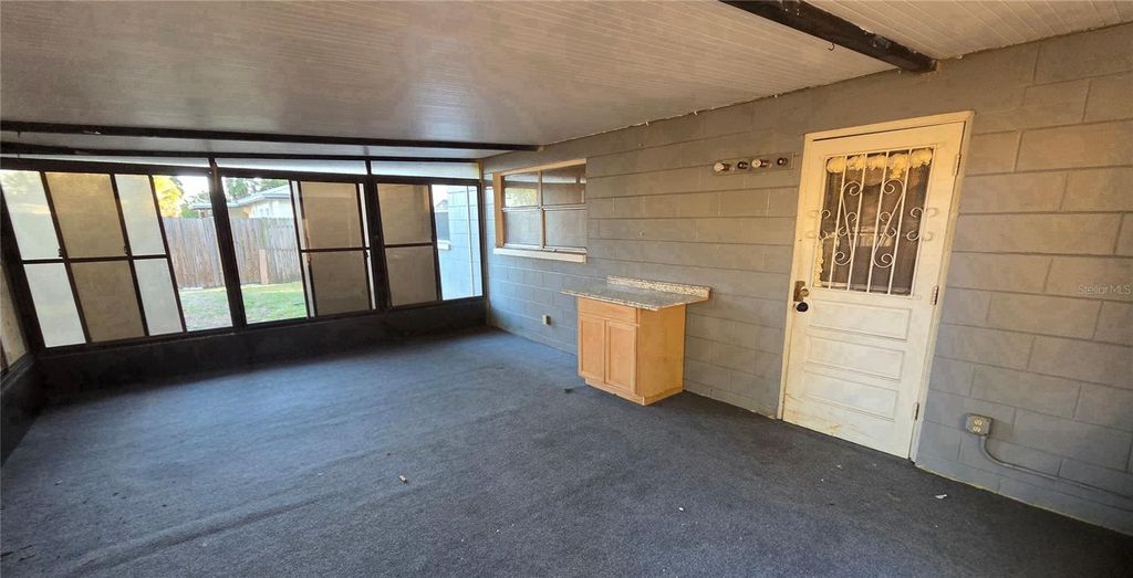 Image 14 of property listing at 3506 DARLINGTON DRIVE, Tampa, FL 33619