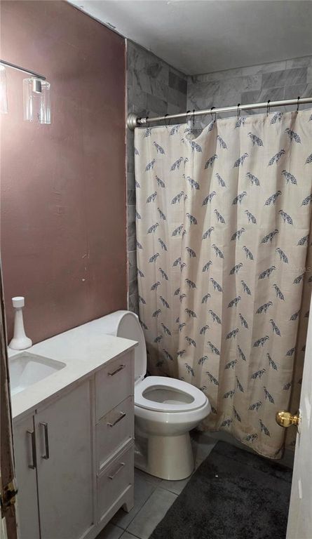 Image 8 of property listing at 3506 DARLINGTON DRIVE, Tampa, FL 33619