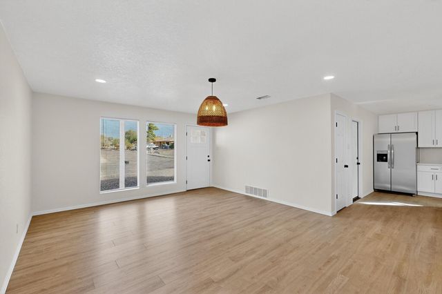 13212 ORIENTE Avenue NE, Albuquerque, NM 87123