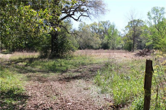 11050 Alver Miller Road, Chunchula, AL 36521