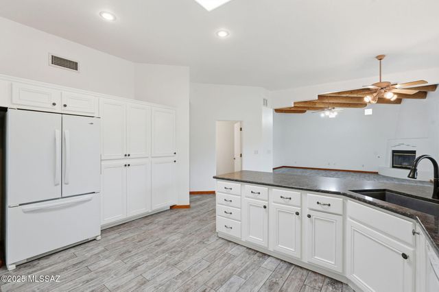 2867 W Owl Vista Place, Oro Valley, AZ 85742