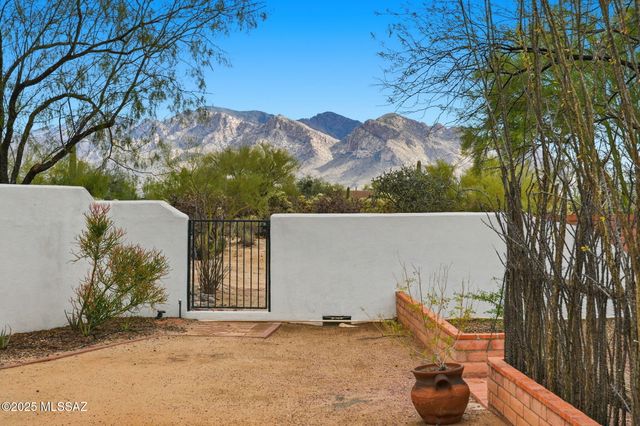 2867 W Owl Vista Place, Oro Valley, AZ 85742