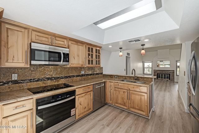 3160 N Brittlebush Lane, Tucson, AZ 85712