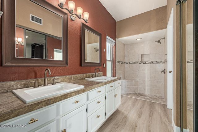 3160 N Brittlebush Lane, Tucson, AZ 85712