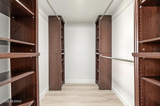 3160 N Brittlebush Lane, Tucson, AZ 85712