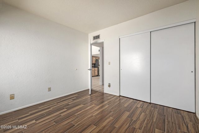 3160 N Brittlebush Lane, Tucson, AZ 85712