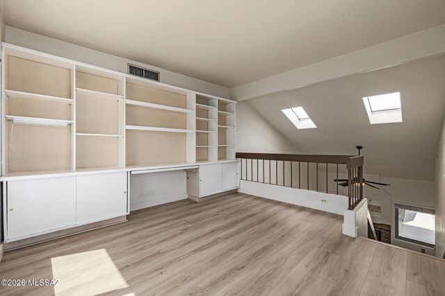 3160 N Brittlebush Lane, Tucson, AZ 85712