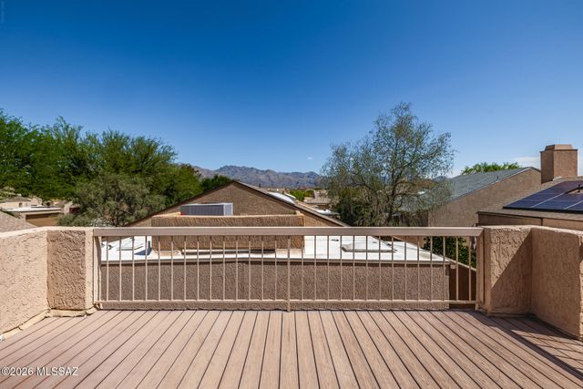 3160 N Brittlebush Lane, Tucson, AZ 85712
