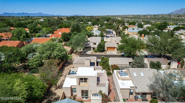 3160 N Brittlebush Lane, Tucson, AZ 85712