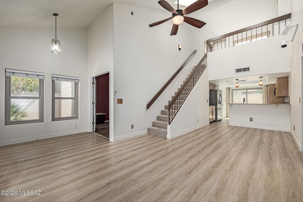 3160 N Brittlebush Lane, Tucson, AZ 85712