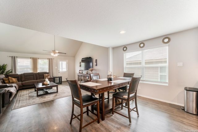 9019 Halbert Falls, San Antonio, TX 78245