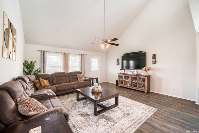 9019 Halbert Falls, San Antonio, TX 78245