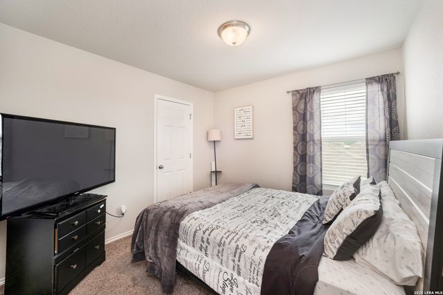 9019 Halbert Falls, San Antonio, TX 78245