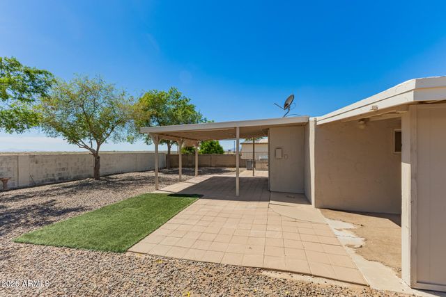 9205 E SUN LAKES Boulevard, Sun Lakes, AZ 85248