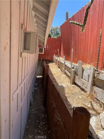 5903 Tipton, Los Angeles, CA 90042