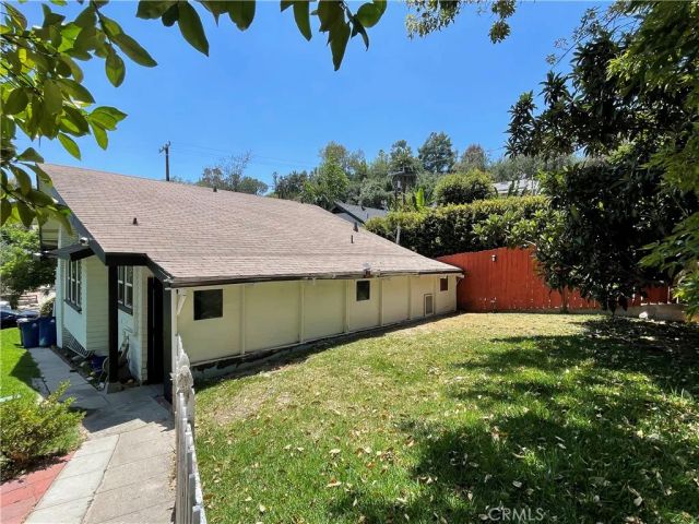5903 Tipton, Los Angeles, CA 90042