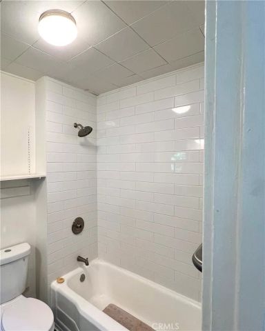 5903 Tipton, Los Angeles, CA 90042
