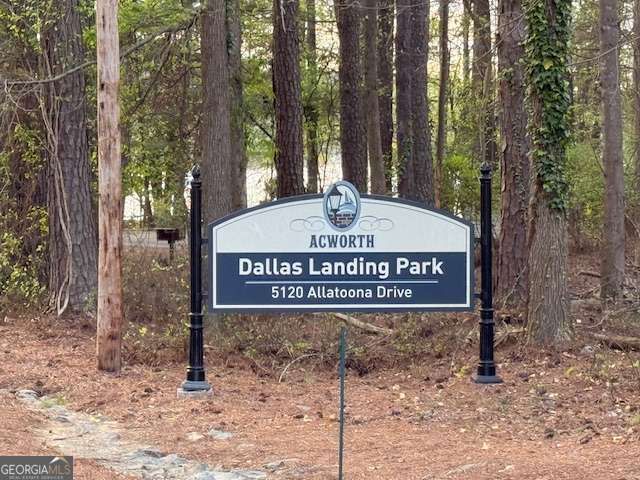 4671 Dogwood Dr, Acworth, GA 30101