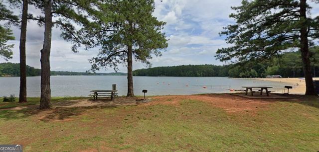 4671 Dogwood Dr, Acworth, GA 30101